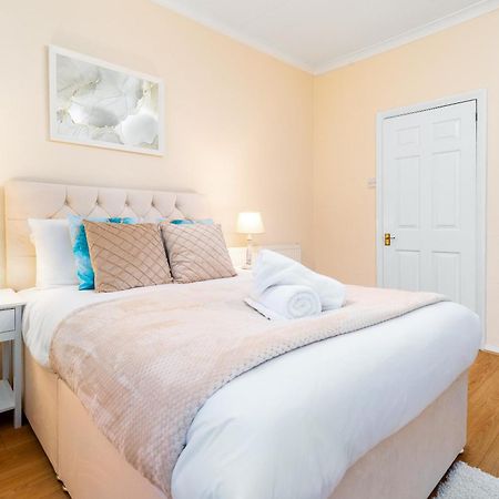 Luxury 3 Bedroom House - Harborne - Parking - Garden - Wifi & Netflix 122G Birmingam Exterior foto