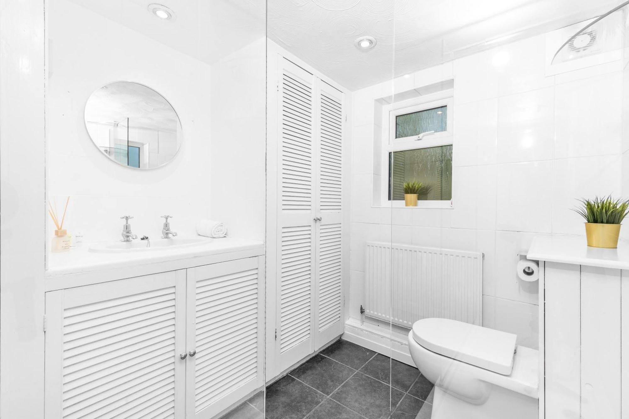 Luxury 3 Bedroom House - Harborne - Parking - Garden - Wifi & Netflix 122G Birmingam Exterior foto